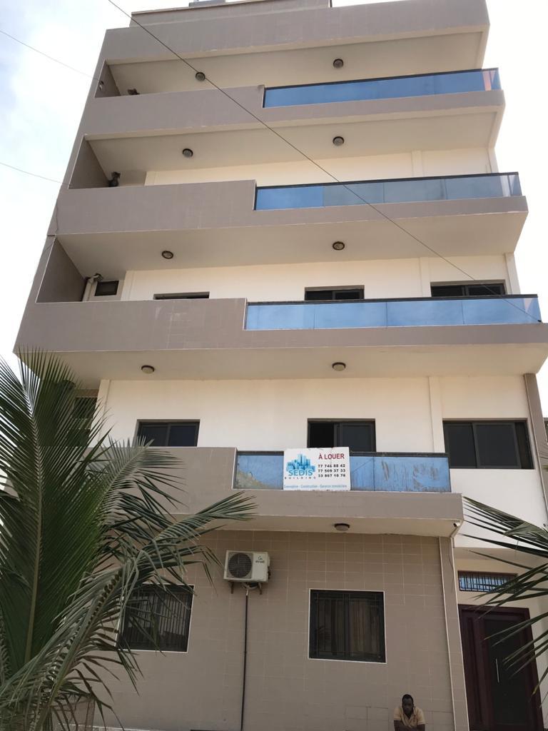 Bel appartement à Ngor Extension après la gendarmerie de Ngor