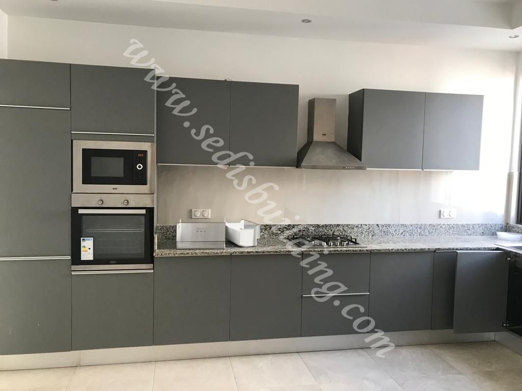 Bel appartement de type F4 au virage Almadies